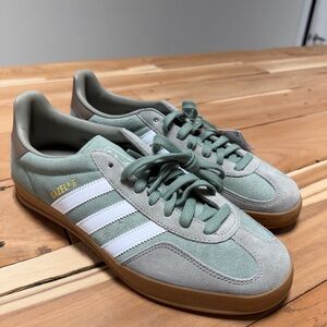NWT! Adidas Gazelle Green Suede Men's Shoes